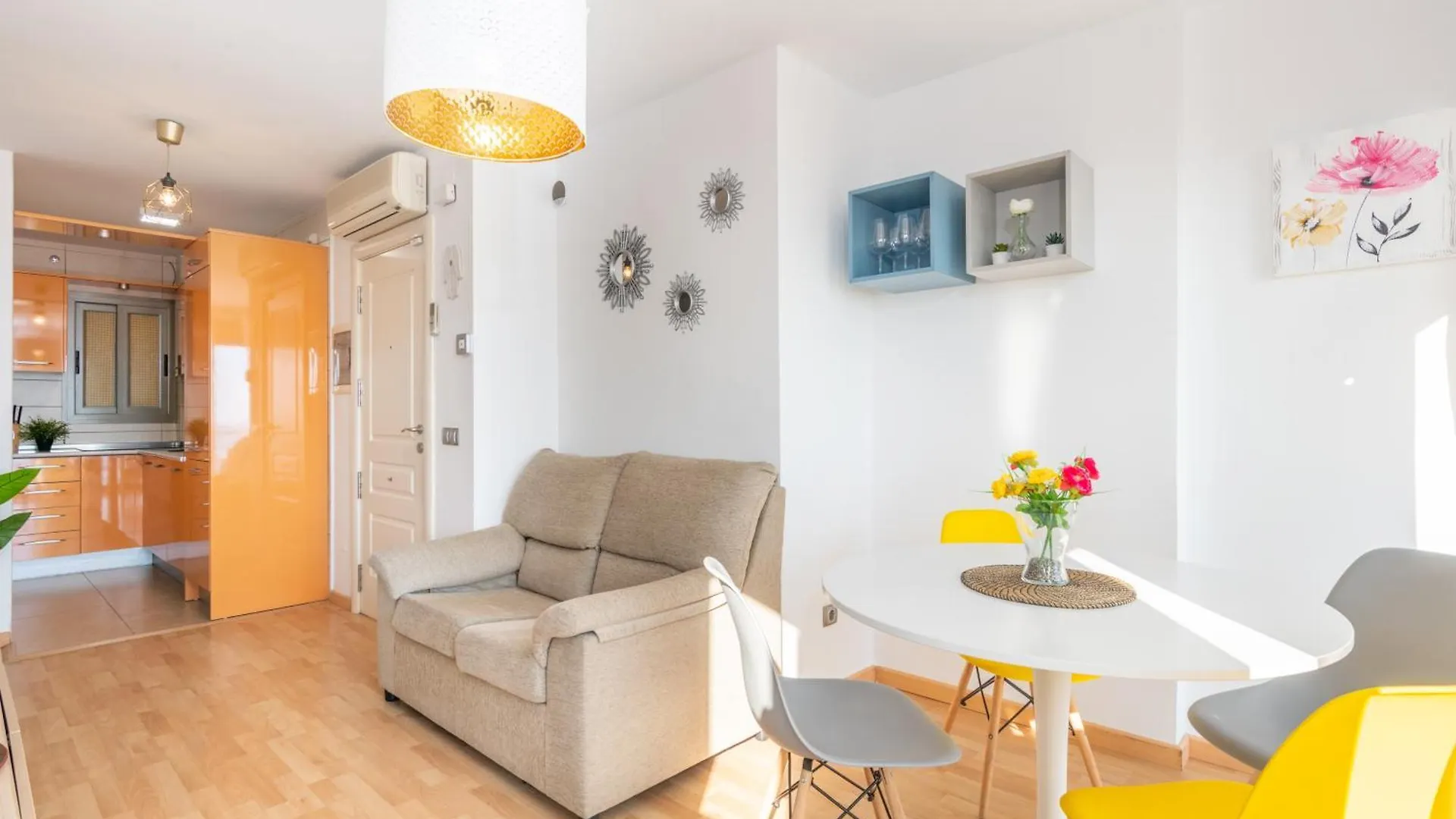 Wintowinrentals Bezmiliana Playa En Apartamento Con Vistas Al Mar En Primera Linea Rincón de la Victoria Hiszpania