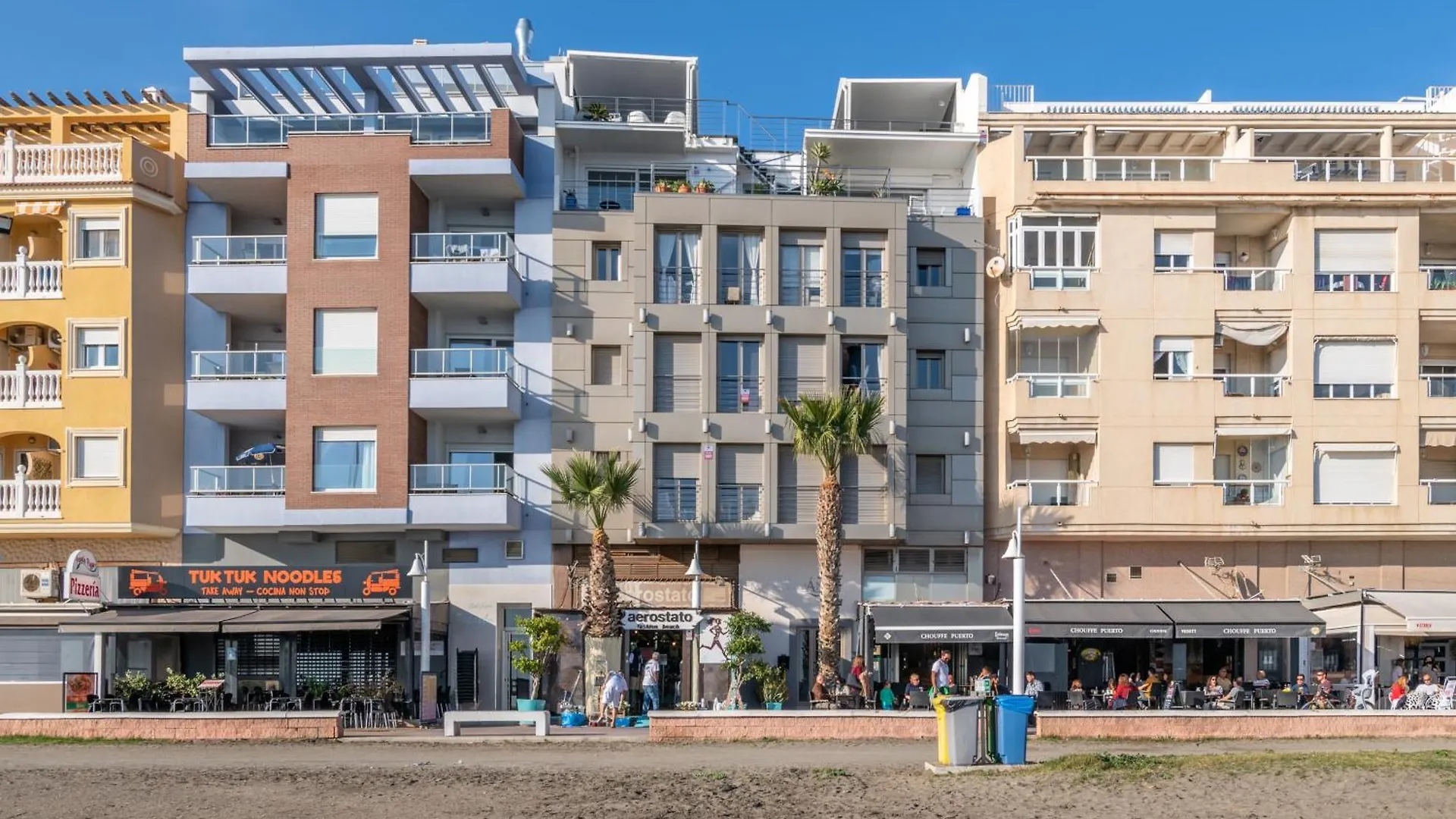 Wintowinrentals Bezmiliana Playa En Apartamento Con Vistas Al Mar En Primera Linea Rincón de la Victoria Apartament